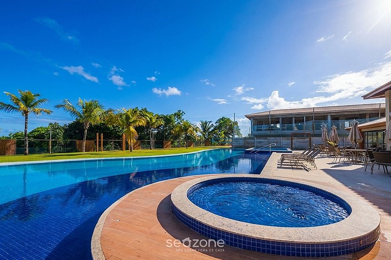 Casa em condo c piscina em Itacimirim IBV0013