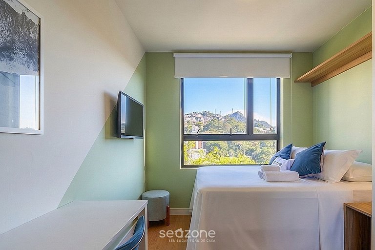 Studio em Cond. c/ Vista Cid. e Garagem PCA0403