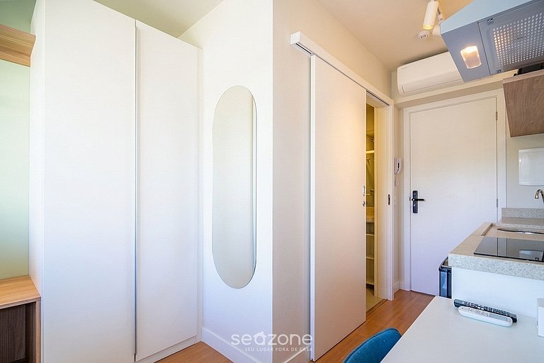 Studio em Cond. c/ Vista Cid. e Garagem PCA0403