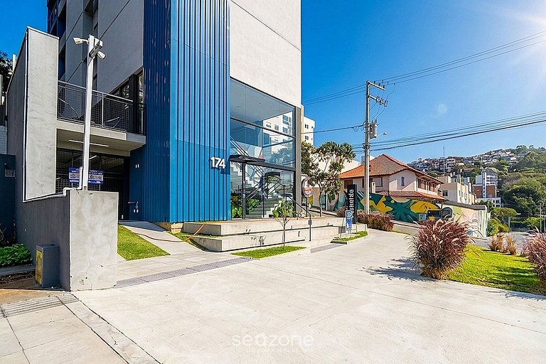 Studio em Cond. c/ Vista Cid. e Garagem PCA0403