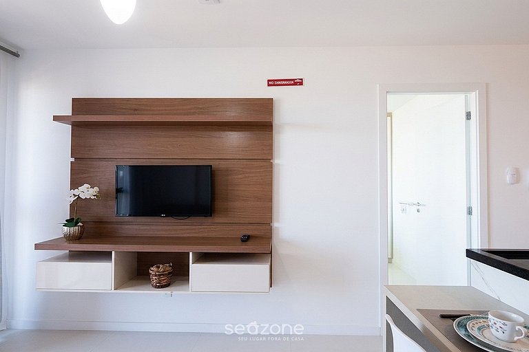 Apto. em Cond. c/ Piscina e Vista Praia DLO0050
