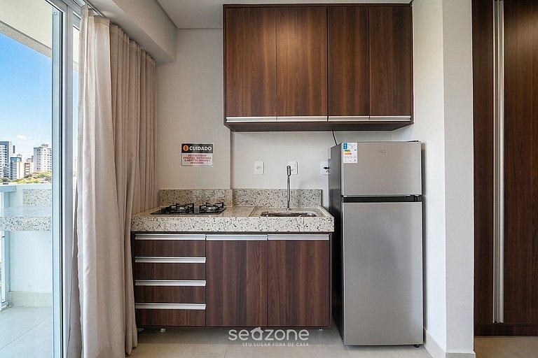 Apto. c/ Balcón en Condo. c/ Piscina MSU0502