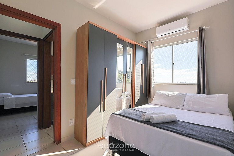 Apto. c/ Varanda e Vista Mar 1,2km Praia DHE0306