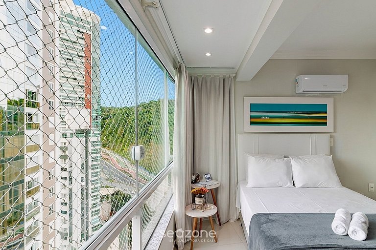 Apto. en Condo. c/ Piscina y Vista Cid. INT1812