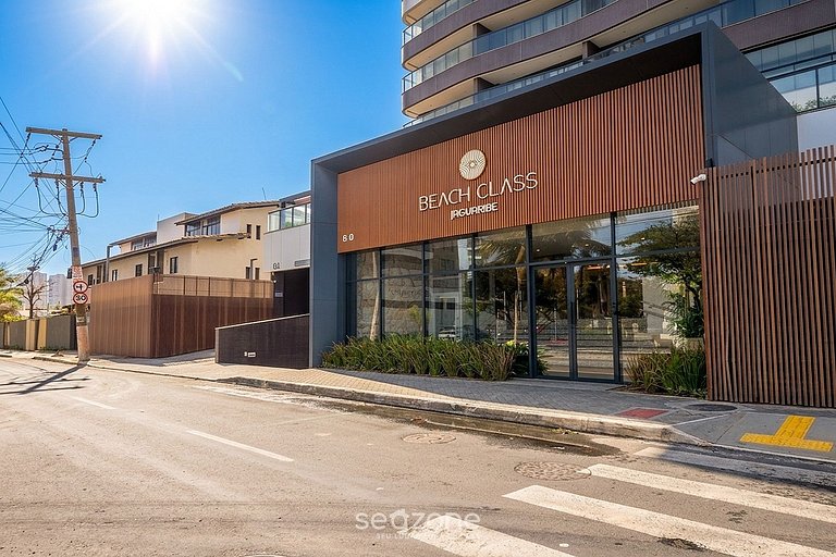 Apto. c/ Balcón en Condo. c/ Piscina DLO0080