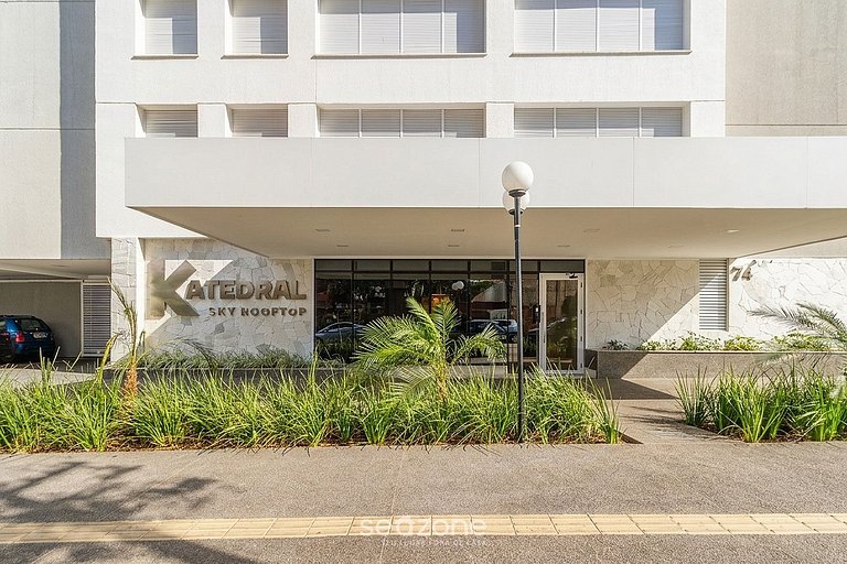 Apto. em Cond. c/ Piscina e Vista Cid. KSP1003