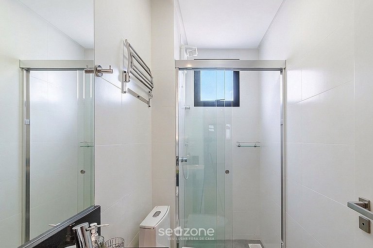 Apto. en Condo. c/ Piscina y Balcón MHF2102
