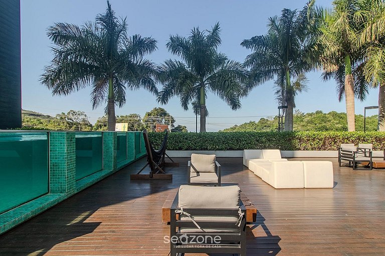 Apto. em Cond. c/ Piscina e Vista Cid. MPB0173