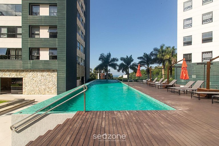 Apto. em Cond. c/ Piscina e Vista Cid. MPB0173
