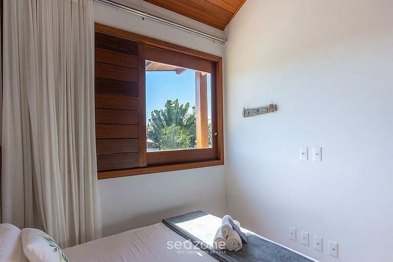 Casa em Cond. c/ Piscina a 280m da Praça VGD0101