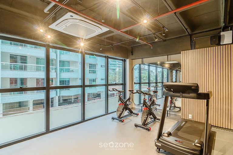 Studio em Cond. c/ Piscina e Vista Cid. FFS0801