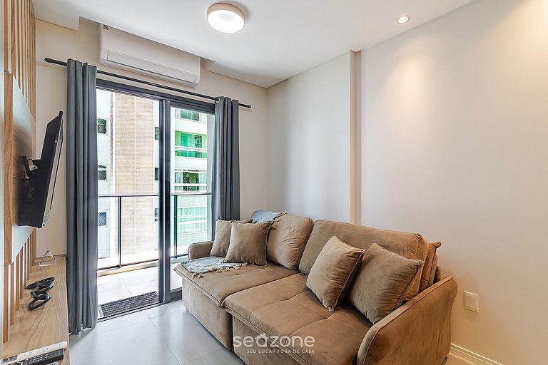 Studio em Cond. c/ Piscina e Vista Cid. FFS0801