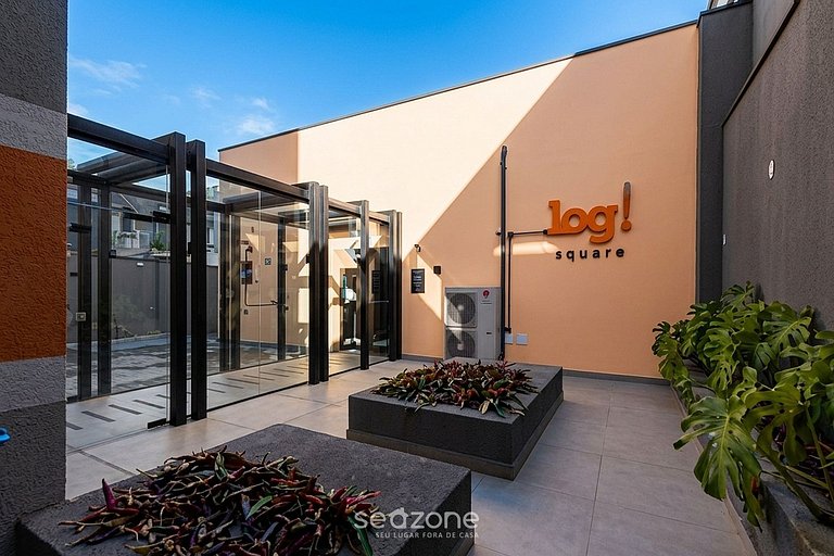 Studio em Cond. c/ Piscina e Vista Cid. TRM1504