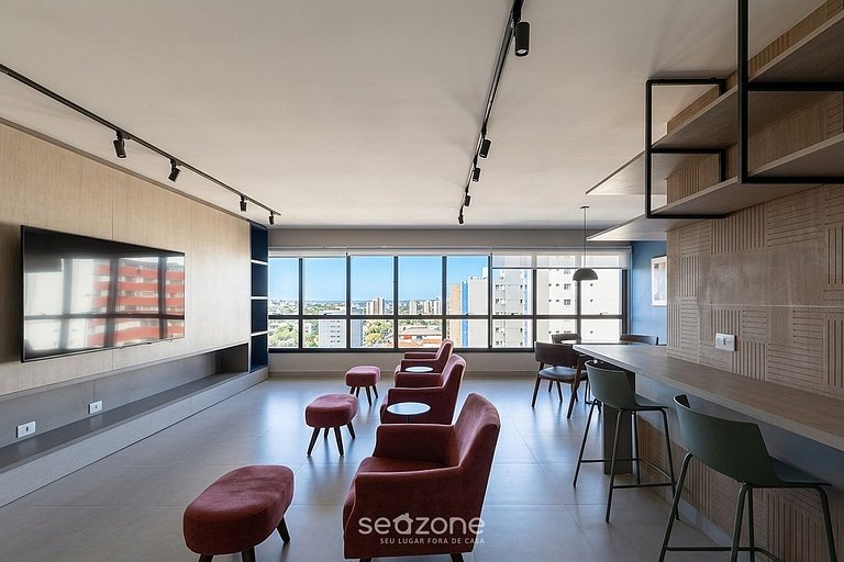 Studio em Cond. c/ Piscina e Vista Cid. TRM1504
