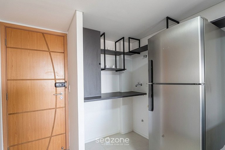 Apto. em Cond. c/ Piscina e Vista Mar WFT0602