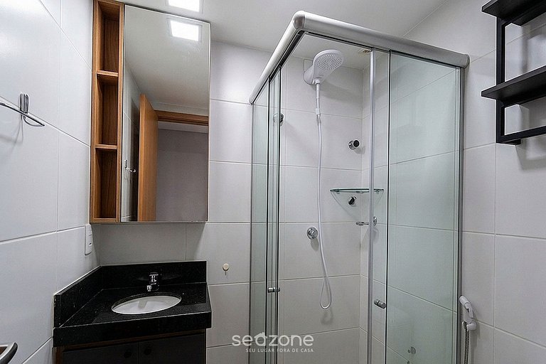 Apto. em Cond. c/ Piscina e Vista Mar WFT0602