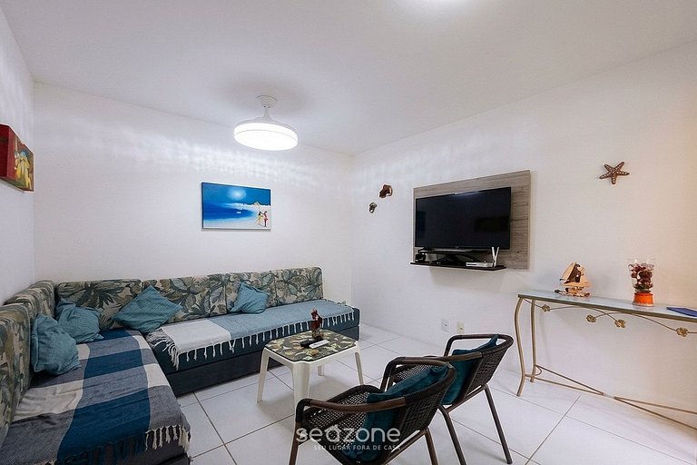 Apto. c/ Balcón y Piscina en Condo. MNA0004