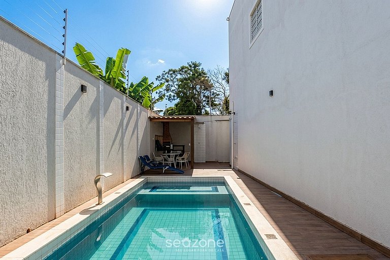 Casa en Condo. c/ Piscina y Parr. FAE0003