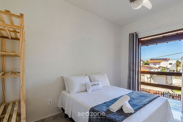 Casa em Cond. c/ Piscina e Churrasq. PFO0001