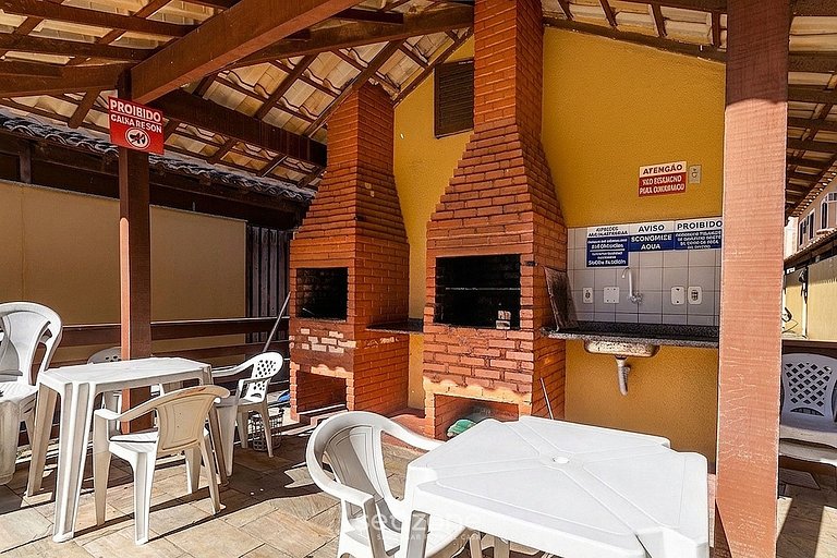 Casa em Cond. c/ Piscina e Churrasq. PFO0001