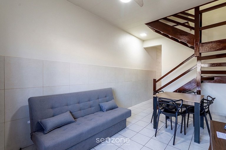 Casa em Cond. c/ Piscina e Churrasq. PFO0001