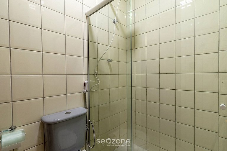 Casa em Cond. c/ Piscina e Churrasq. PFO0001