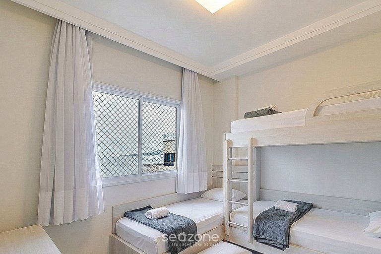 Apto. c/ Varanda e Vista Mar DUN0501