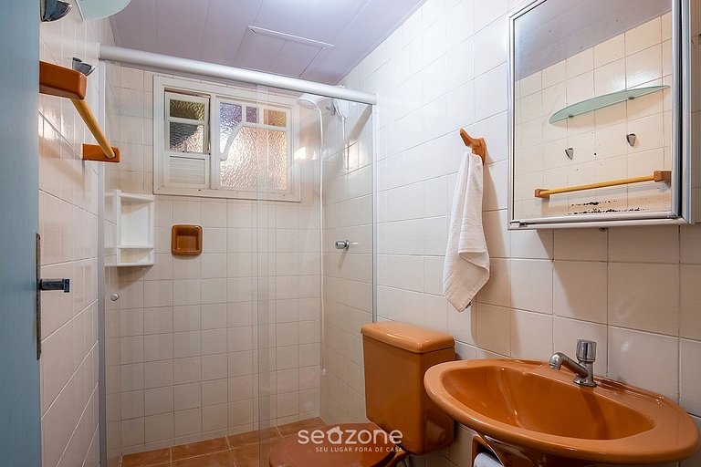 Apto. en PB en Condo. c/ Piscina ISP0101