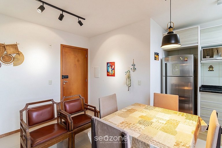 Apto. em Cond. c/ Piscina e Vista Mar RLT0805