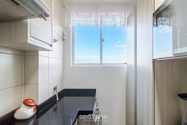 Apto. em Cond. c/ Piscina e Vista Mar RLT0805