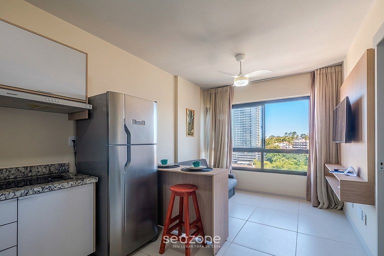 Apto. em Cond. c/ Piscina e Vista Cid. BLB1104