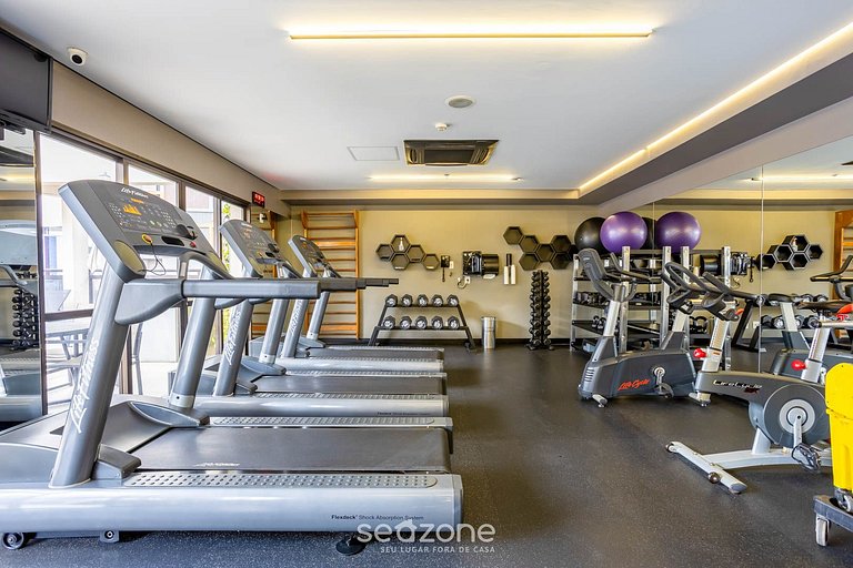 Apto. c/ Balcón en Condo. c/ Piscina CLT0303