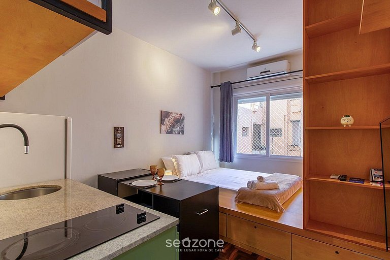 Studio em Cond. c/ Vista Cid. e Bem loc. SAU0316