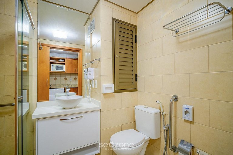Apto. en Condo. c/ Piscina y Terraza CUR0807