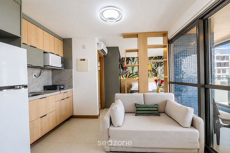 Studio em Cond. c/ Piscina e Vista Cid. OCB0501