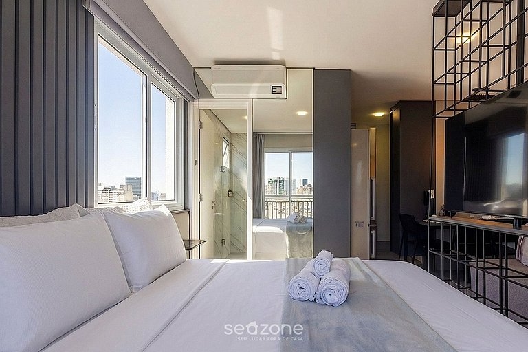 Studio c/ Varanda em Cond. c/ Piscina BVA1502