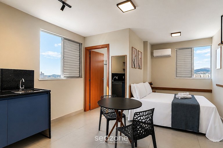 Apto. en Condo. c/ Vista Ciudad en BH RRL0504