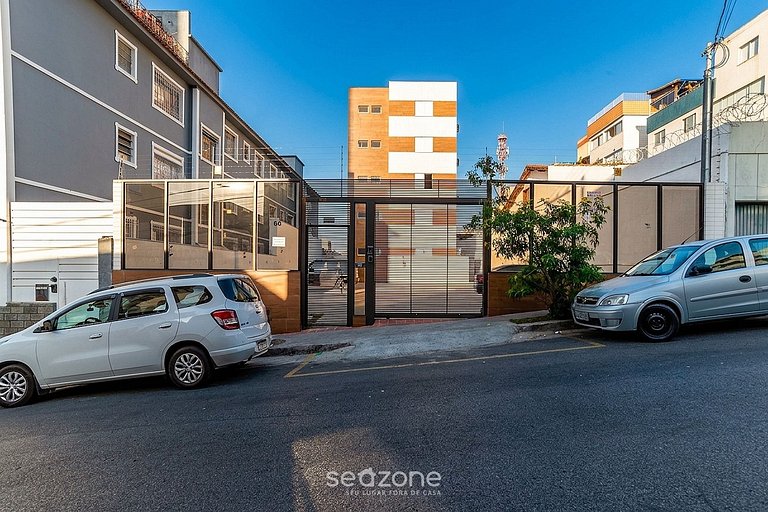 Studio em Cond. c/ Vista Cid. em BH RRL0504
