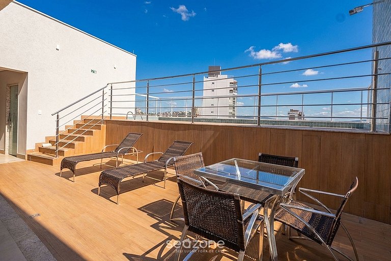 Studio em Cond. c/ Piscina e Vista Cid. MSU1102