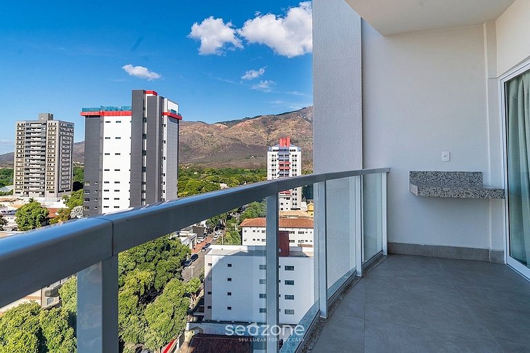 Studio em Cond. c/ Piscina e Vista Cid. MSU0902