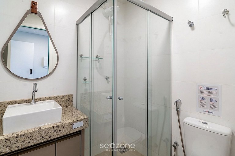 Studio em Cond. c/ Piscina e Vista Cid. MSU0902