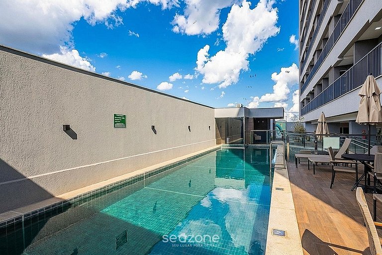 Apt en cond. con piscina en el Centro GRLB1803