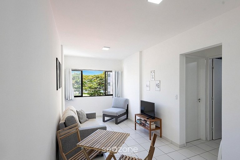 Apto. em Cond. c/ Piscina e Vista Cid. AMS0208
