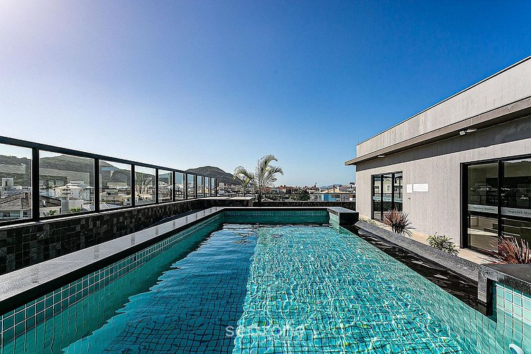 Studio em Cond. c/ Piscina e Vista Cid. STI0104