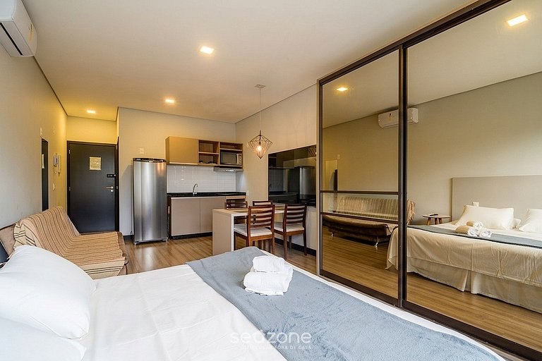 Studio em Cond. c/ Piscina e Vista Cid. STI0104