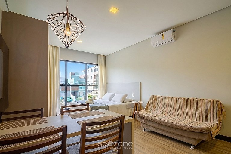 Studio em Cond. c/ Piscina e Vista Cid. STI0104