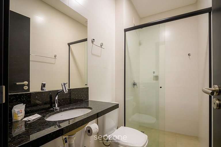 Studio em Cond. c/ Piscina e Vista Cid. STI0104