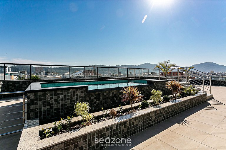 Studio em Cond. c/ Piscina e Vista Cid. STI0104