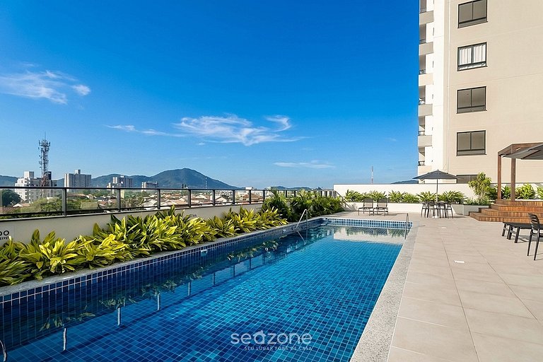 Apto. moderno en condominio con piscina SKL1505