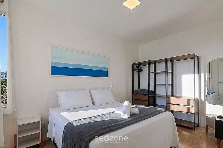 Apto. moderno en condominio con piscina SKL1505